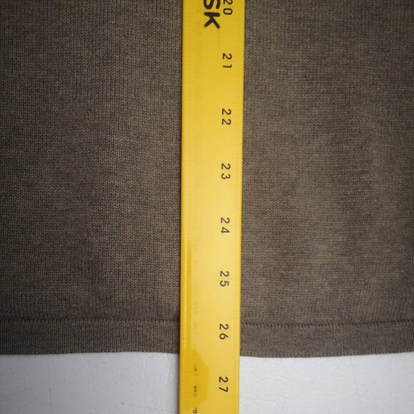 Calvin Klein Men's Size Large Brown Lightweight Straight Fit Sweater - Picture 8 of 8